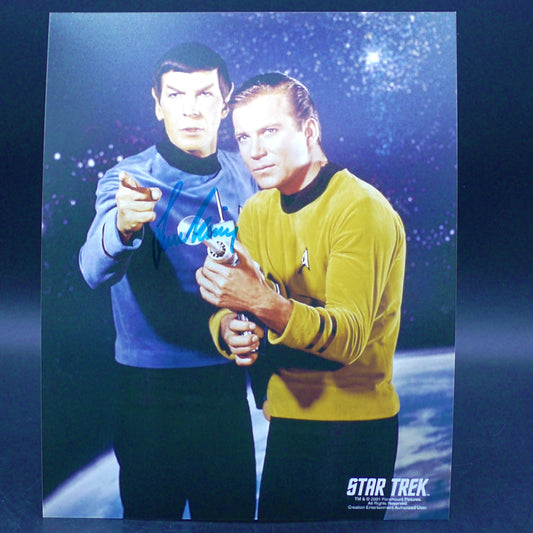 NIMOY, LEONARD ('Star Trek') Original Signature on Large Photo (20 x 25 cm)