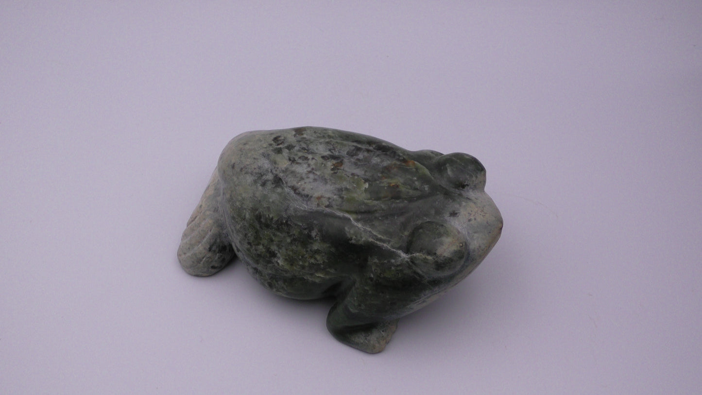 LARGE NEPHRITE JADE FROG