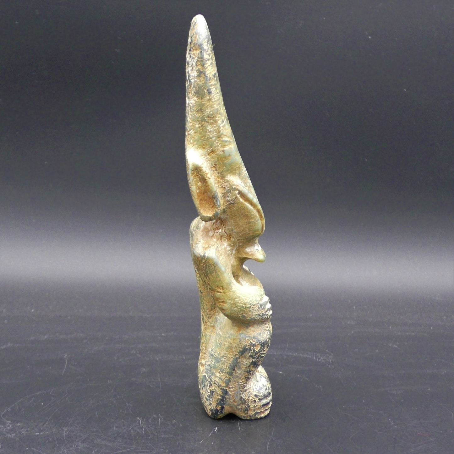 Hongshan figure - 20 cm - 0,5 Kg.