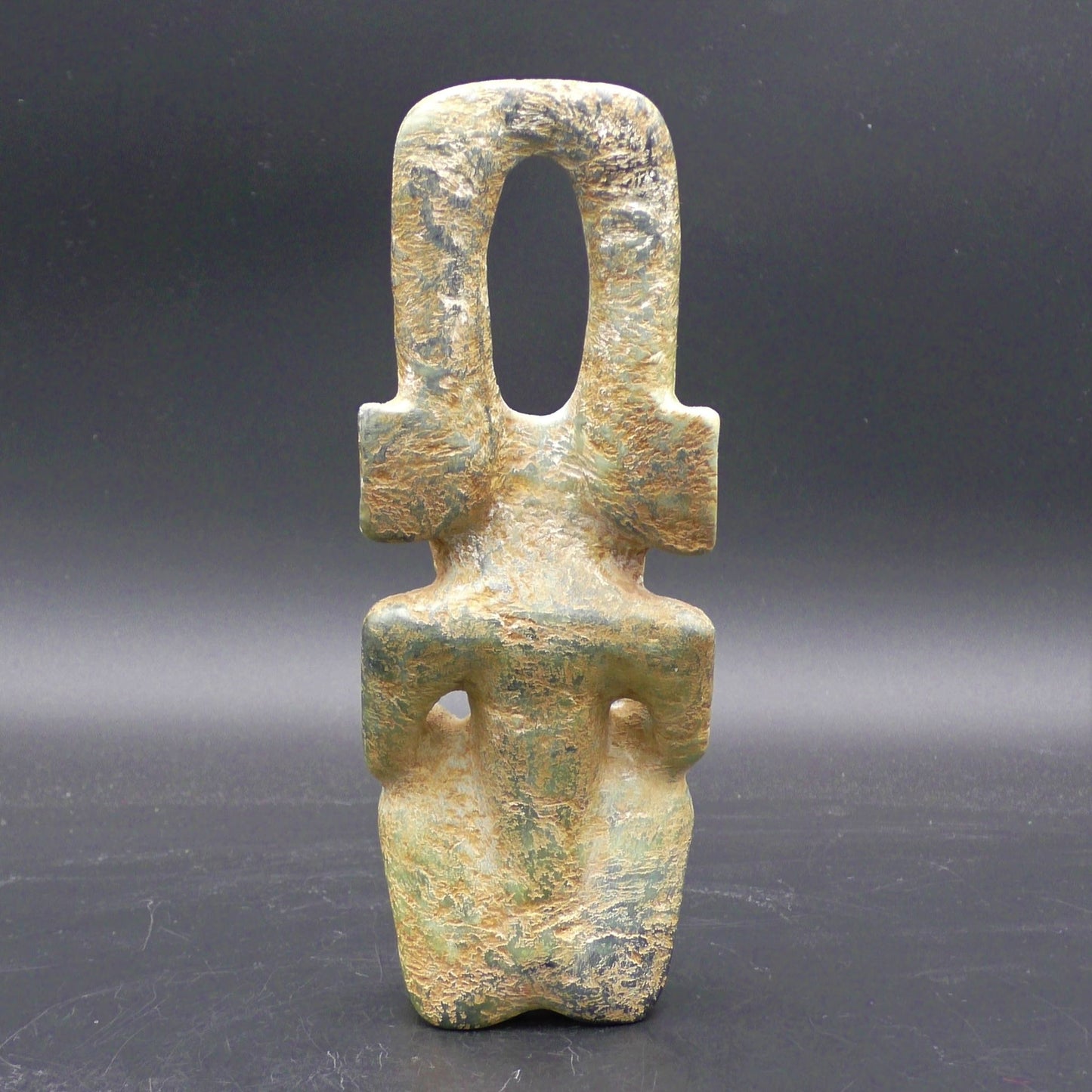 Hongshan figure - 20 cm - 0,5 Kg.