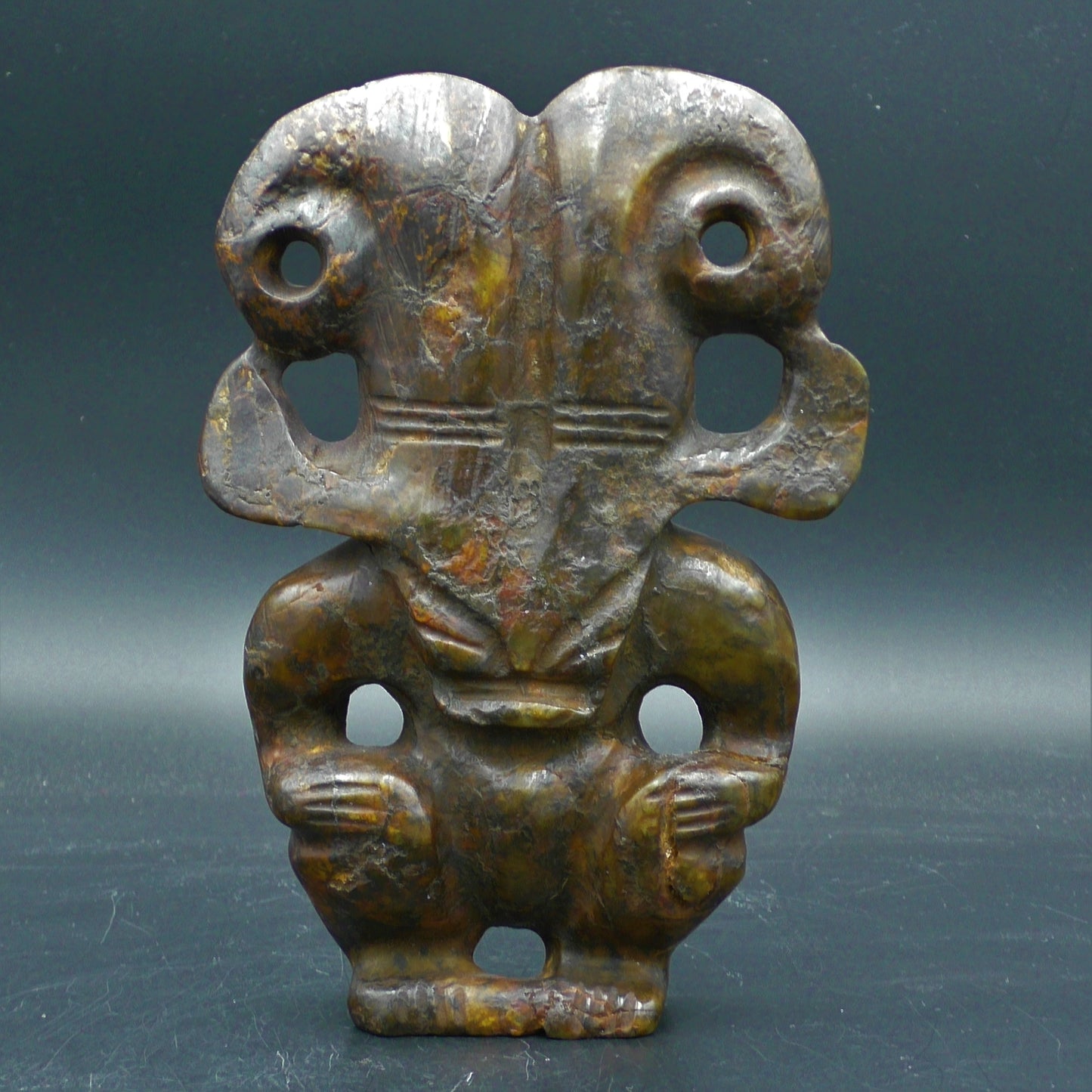 Hongshan figure - 19 cm. - 0,9 Kg.